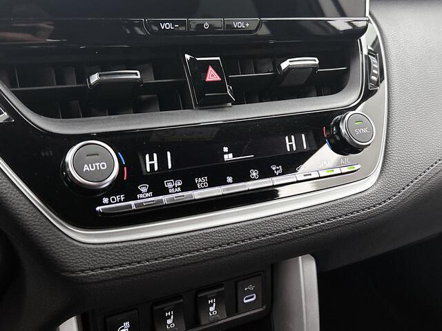 Toyota COROLLA Cross 1.8 Hybrid 140 Team D I Stoel-en stuurverwarming I Voorruitverwarming I Elektrische achterklep I