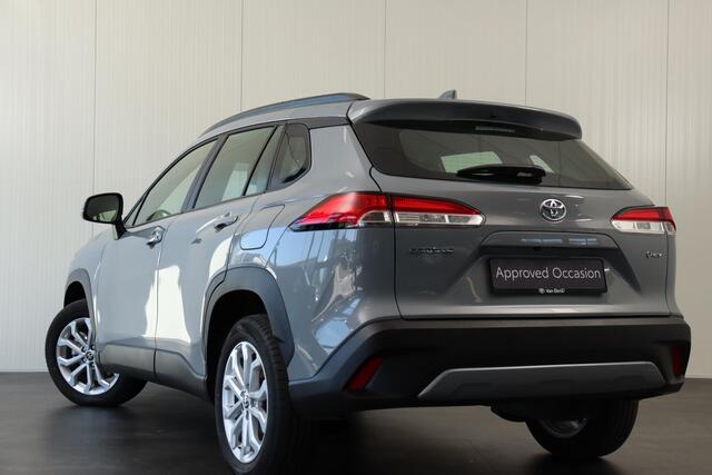 Toyota COROLLA Cross Hybrid 140 Style Limited, Blind Spot stuur- en stoelverwarming