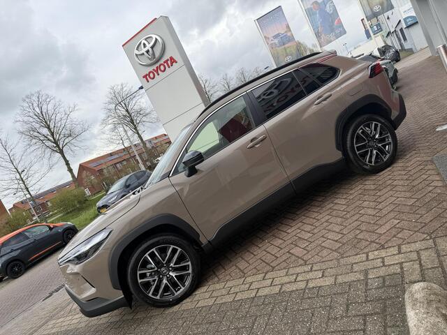 Toyota COROLLA Cross Hybrid 140 Dynamic