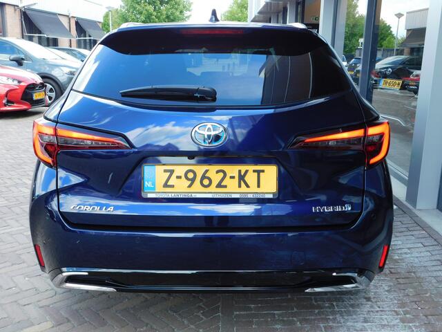 Toyota COROLLA Touring Sports 1.8 Hybrid First Edition