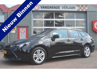 toyota-corolla-touring-sports-1.8-h