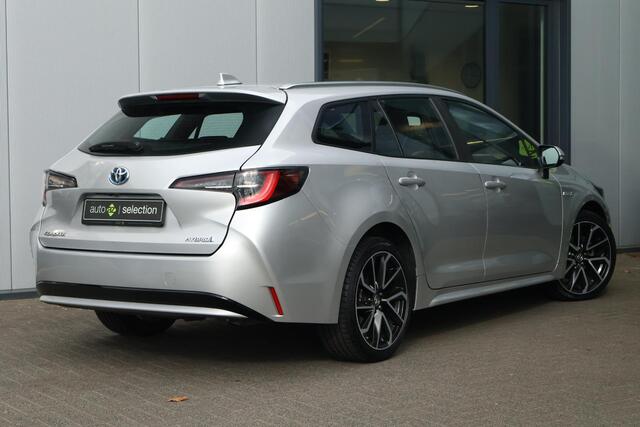 Toyota COROLLA Touring Sports 1.8 Hybrid Active / Carplay / Camera / DAB