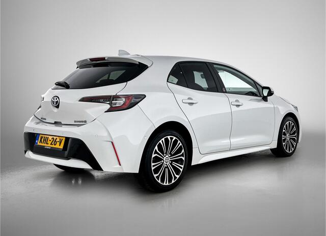 Toyota COROLLA 1.8 Hybrid Dynamic | Parkeersensoren Voor en Achter |