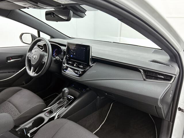 Toyota COROLLA 1.8 Hybrid Dynamic | Parkeersensoren Voor en Achter |