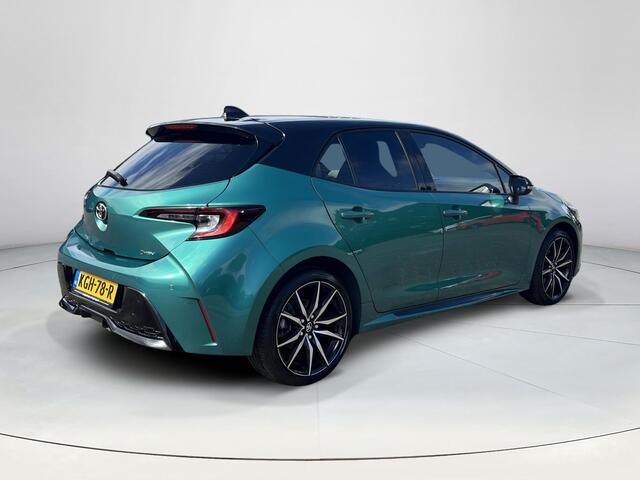 Toyota COROLLA Hybrid 140 GR Sport | Navigatie | Parkeersensoren | Stoelverwarming | 18 inch LM-velgen |