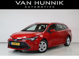 toyota-corolla-touring-sports-1.8-h