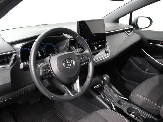 Toyota COROLLA Hybrid 140pk Automaat Active Navigatie Apple Carplay/Android Auto Climate Control Cruise Control 17"Lichtmetalen velgen