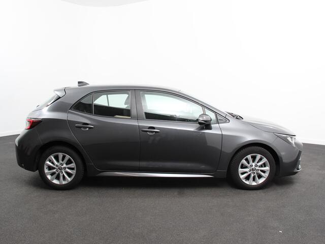 Toyota COROLLA Hybrid 140pk Automaat Active Navigatie Apple Carplay/Android Auto Climate Control Cruise Control 17"Lichtmetalen velgen