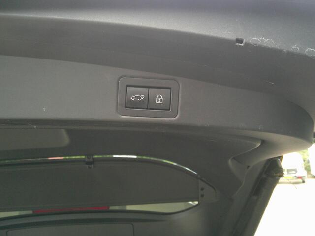 Toyota COROLLA Touring Sports Trekhaak 2.0 Hybrid Trek