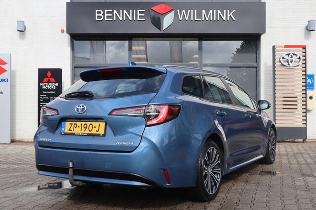 Toyota COROLLA Touring Sports 1.8 Hybrid First Edition Trekhaak | AllSeasons | Carplay