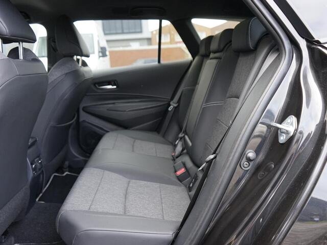Toyota COROLLA Touring Sports Hybrid 140 Business Plus Dealer onderh. / Adaptive Cruise / Winterpakket / Carplay / DAB / Elek. Achterklep / Camera / Full map navi /