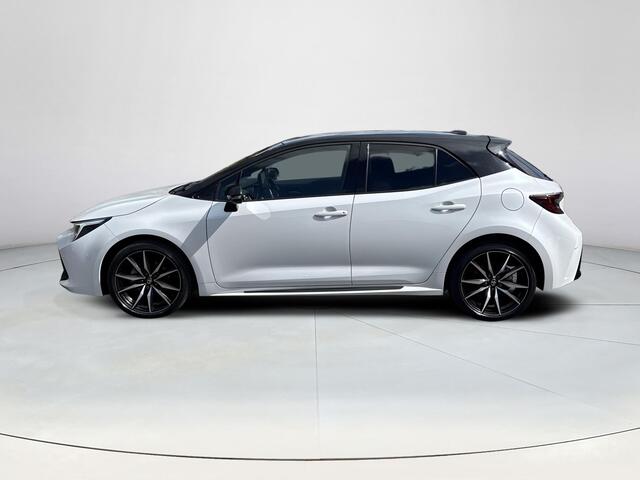 Toyota COROLLA Hybrid 140 GR Sport | Navigatie | Apple CarPlay/Android auto | Parkeersensoren | Achteruitrijcamera