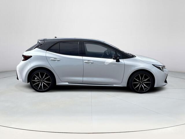 Toyota COROLLA Hybrid 140 GR Sport | Navigatie | Apple CarPlay/Android auto | Parkeersensoren | Achteruitrijcamera