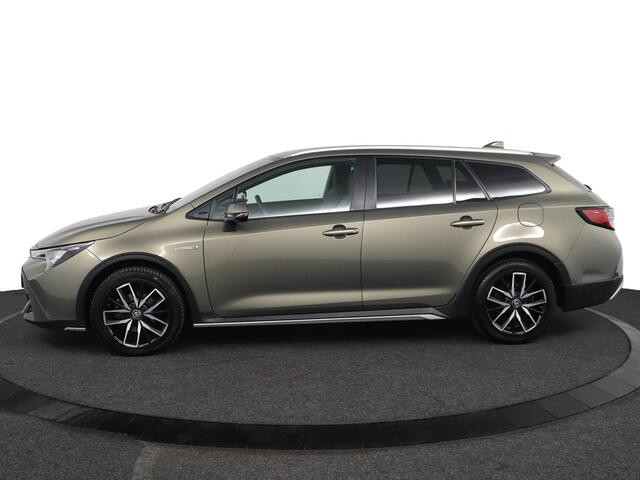 Toyota COROLLA Touring Sports 1.8 Hybrid Trek | Keyless entry | Navigatie | Electrische Achterklep | Lichtmetalen velgen | Apple Carplay & Android Auto |