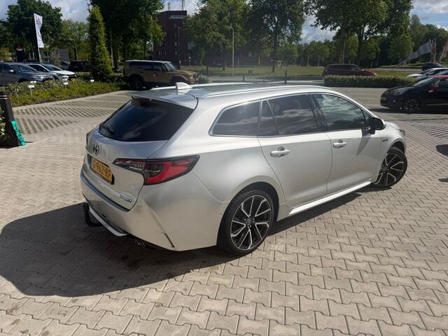 Toyota COROLLA Touring Sports 2.0 Hybrid Bus. Sport. | Trekhaak | JBL | Elek. achterkl. |