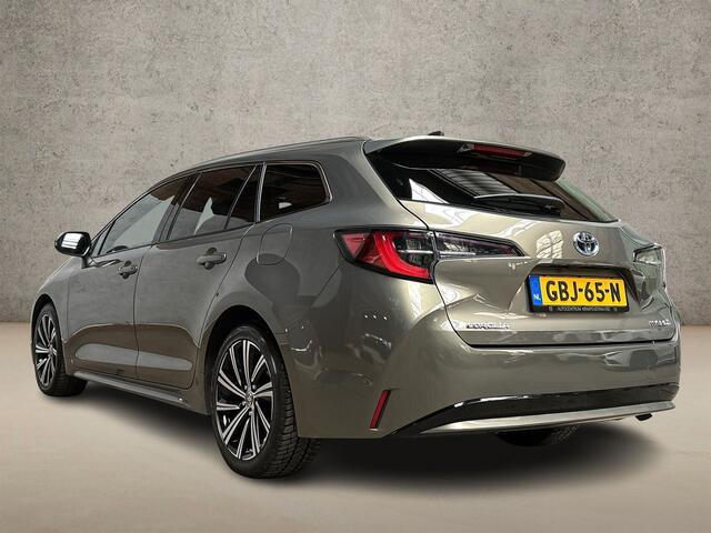 Toyota COROLLA 1.8 Hybrid Dynamic Automaat (APPLE CARPLAY, LEDER, STOELVERWARMING, CAMERA, SPORTSTOELEN, ADAPTIVE CRUISE, GETINT GLAS, ZWART HEMEL, NIEUWSTAAT)