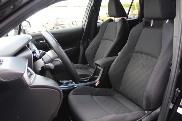 Toyota COROLLA Cross 2.0 Hybrid 200 Dynamic Plus | Rijklaar | Trekhaak | Stoel-/stuurverw. | LED | Keyless | Apple/Android | Camera | Dealer onderhouden