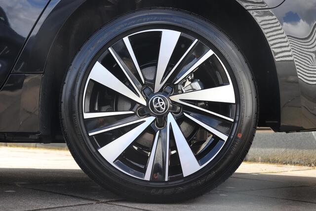 Toyota COROLLA Touring Sports Hybrid 140 Dynamic, Nieuw, Voordeel! ¤ 4.250