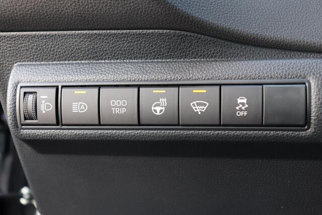 Toyota COROLLA Touring Sports Hybrid 140 Dynamic, Nieuw, Voordeel! ¤ 4.250