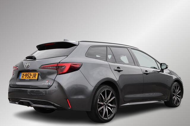 Toyota COROLLA Touring Sports Hybrid 140 GR Sport, Trekhaak, Elektrische achterklep, Apple Carplay/Android Auto!