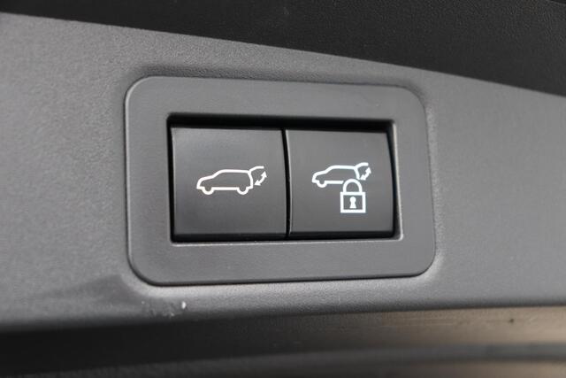 Toyota COROLLA Touring Sports Hybrid 140 GR Sport, Trekhaak, Elektrische achterklep, Apple Carplay/Android Auto!