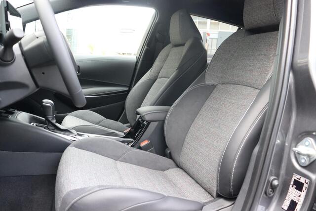 Toyota COROLLA Touring Sports Hybrid 140 Dynamic, BSM, Apple Carplay/Android Auto, Nieuw & Direct leverbaar, ¤4.100- Voordeel!