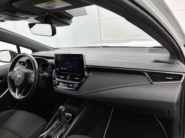 Toyota COROLLA 1.8 Hybrid Dynamic ACC | PDC v+a | Stoel en stuurverwarming | Aut. inparkeren | QI | Camera |