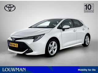 toyota-corolla-1.8-hybrid-dynamic-a