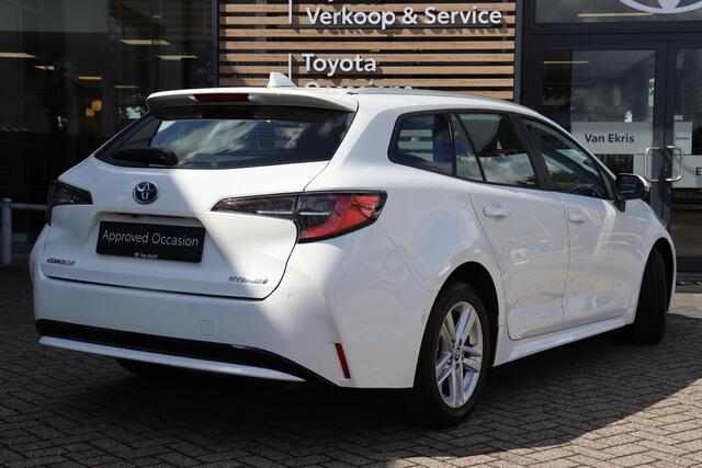 Toyota COROLLA Touring Sports 1.8 Hybrid Dynamic Limited, Parkeersensoren , Stoelverwarming