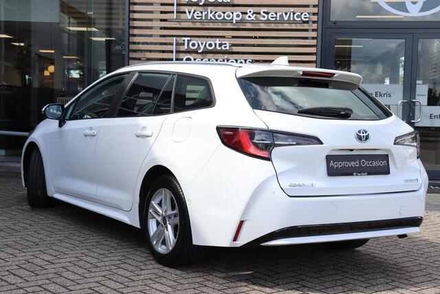 Toyota COROLLA Touring Sports 1.8 Hybrid Dynamic Limited, Parkeersensoren , Stoelverwarming
