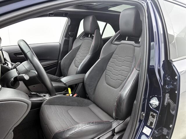 Toyota COROLLA 1.8 Hybrid Executive | BTW Voertuig | Panoramadak | JBL | Head-Up Display | Dodehoek detectie | Parkeersensoren V+A + Assistent | Onderweg-Naar-Dealer