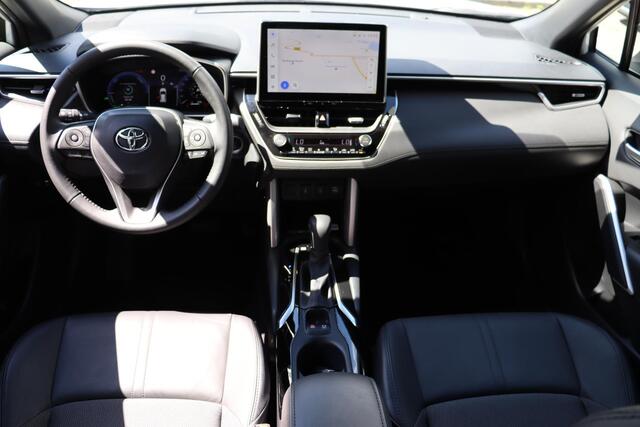 Toyota COROLLA Cross Hybrid 140 Style, Trekhaak, BSM, Stoelverwarming