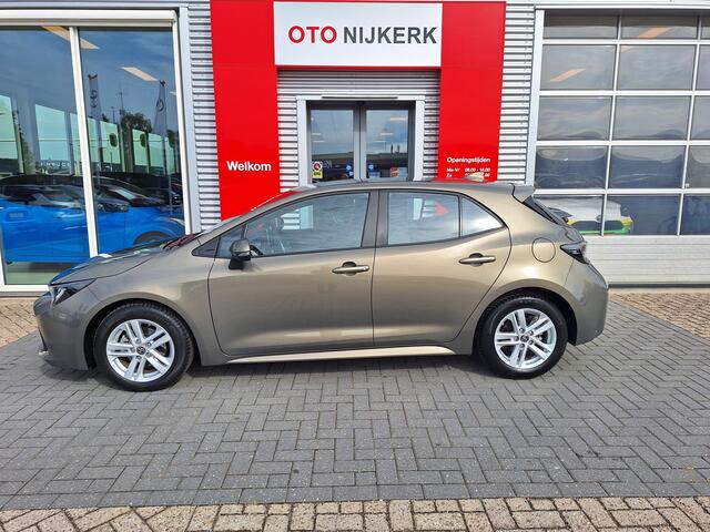 Toyota COROLLA 1.8 Hybrid Active *Met trekhaak!*