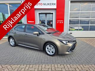toyota-corolla-1.8-hybrid-active-*m