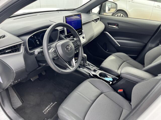 Toyota COROLLA Cross Hybrid 200 First Edition NL Auto Dealer Onderhouden PDC BSM