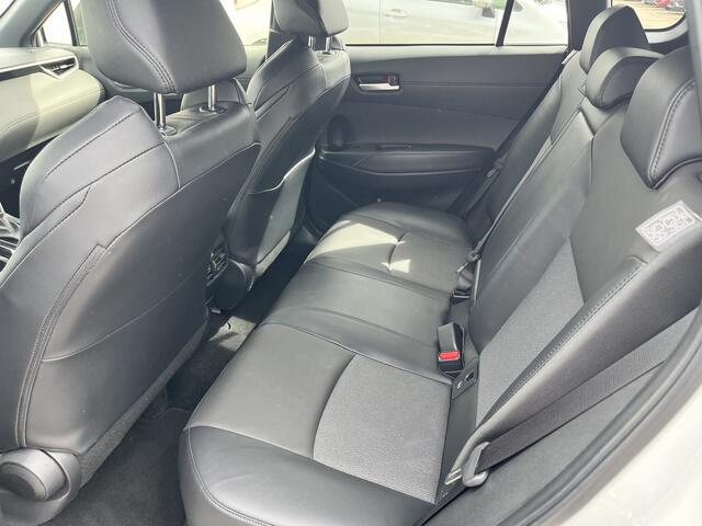 Toyota COROLLA Cross Hybrid 200 First Edition NL Auto Dealer Onderhouden PDC BSM