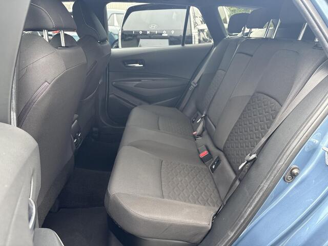 Toyota COROLLA Touring Sports 1.8 Hybrid Dynamic **TWEEDE PINKSTERDAG GEOPEND/ KEYLESS/ ADAPTIEF CRUISE CONTROL/ STOELVERWARMING**