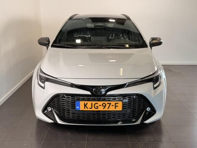 Toyota COROLLA Touring Sports Hybrid 180 GR Sport | Schuif-kantel dak | HUD | JBL |
