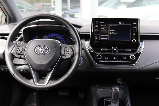 Toyota COROLLA Touring Sports 1.8 Hybrid Dynamic Trekhaak, Allseason banden