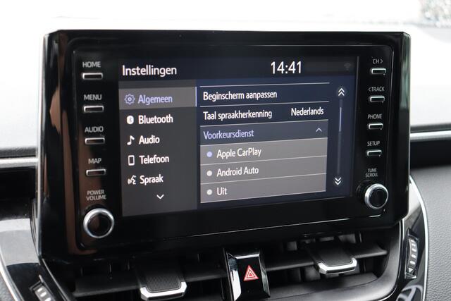 Toyota COROLLA Touring Sports 1.8 Hybrid Dynamic Trekhaak, Allseason banden