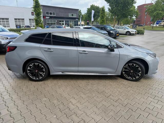 Toyota COROLLA Touring Sports 2.0 Hybrid GR-Sport