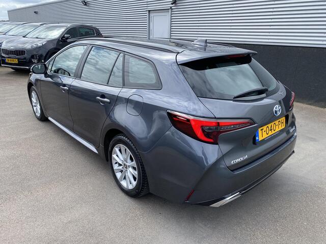Toyota COROLLA Touring Sports Hybrid 140 Active Navigatie, achteruitrij camera, Apple CarPlay/Android Auto, adaptieve cruise control, keyless start, NL-auto & boekjes compleet