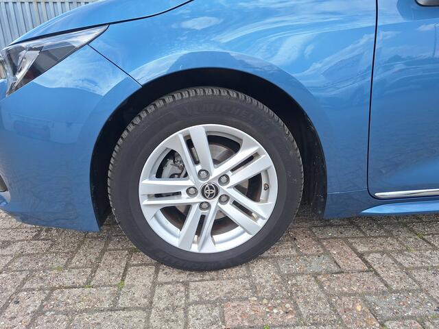 Toyota COROLLA Touring Sports 1.8 Hybrid Active Plus