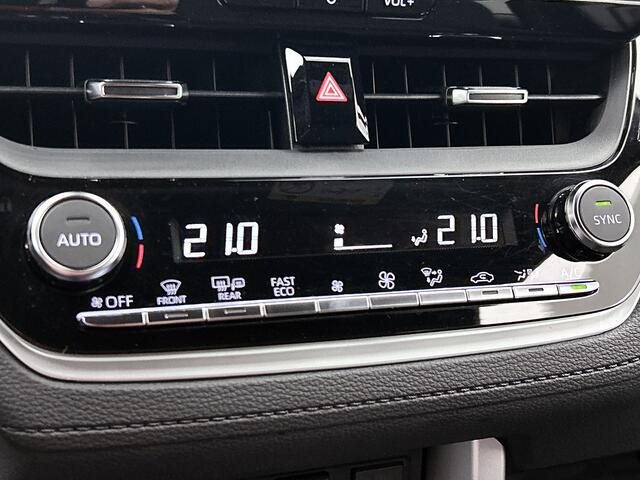 Toyota COROLLA Cross Hybrid 140 Dynamic Limited + | Stoel en stuurverwarming | PDC rondom |