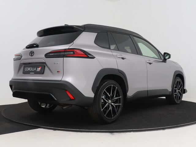 Toyota COROLLA Cross Hybrid 180 GR Sport
