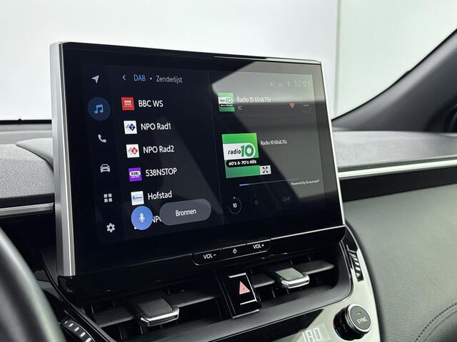 Toyota COROLLA Cross Hybrid 140 Style Automaat | Draadloze Telefoonlader | Achterklep Elektrisch | Navi | 18'' Lichtmetalen Velgen |