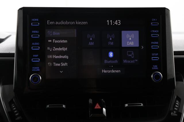 Toyota COROLLA Touring Sports 1.8 Hybrid Style Premium | parkeersensor voor en achter | navigatie | Stoel stuur en voorruitverwarming |