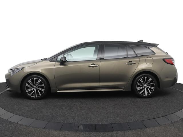 Toyota COROLLA Touring Sports 1.8 Hybrid Dynamic | Leder - stof bekleding | Stuur en stoelverwarming | Electrische achterklep |