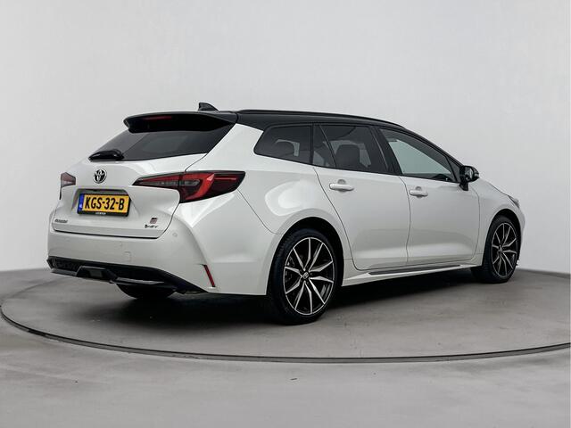 Toyota COROLLA Touring Sports Hybrid 200 Business GR Sport Plus | Parkeersensoren V+A | Stuur-Stoelverwarming | Onderweg-naar-dealer