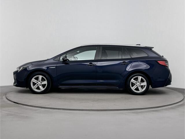 Toyota COROLLA Touring Sports 1.8 Hybrid Active Luxury | Stuur-Stoelverwarming | Trekhaak | Onderweg-naar-dealer